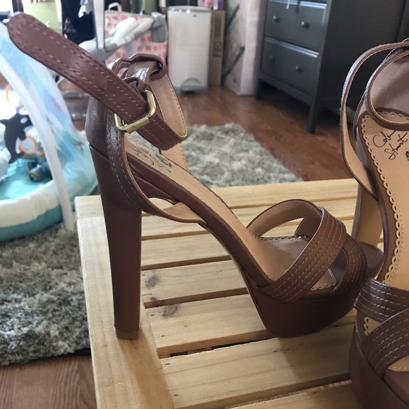 Colin Stuart open toe heel with ankle strap - Picture 2 of 9